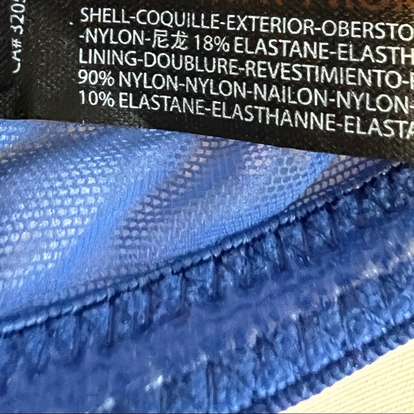 Urban Outfitter’s Convertible Bra - Picture 6 of 8